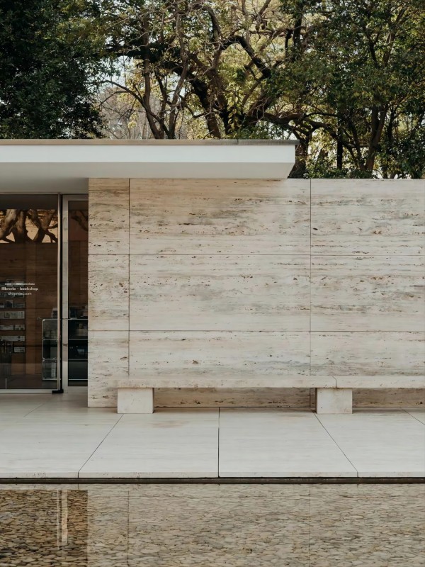 barcelona-pavilion-ludwig-mies-van-der-rohe-maciej-jezyk-ArchEyes-bench(1).jpg